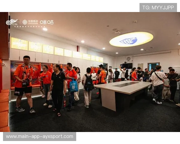 俱乐部打造球迷文化节丰富城市体育生活