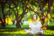 球员合同中保密与行为规范条款的写法示例，合同内的保密协议怎么写